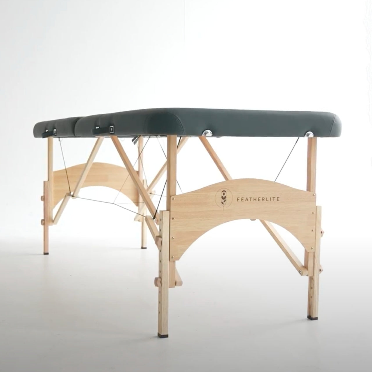 Featherlite Classic Professional Portable Massage Bed, Foldable and Lightweight for Professional Use